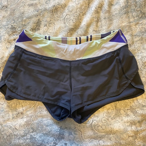 Lululemon Low-Rise 3” Athletic Shorts - Picture 1 of 2